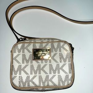 Michael Kors small crossbody Purse cream and gold